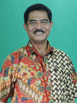Drs. Nikolas Kaesmetan Drs. Nikolas Kaesmetan